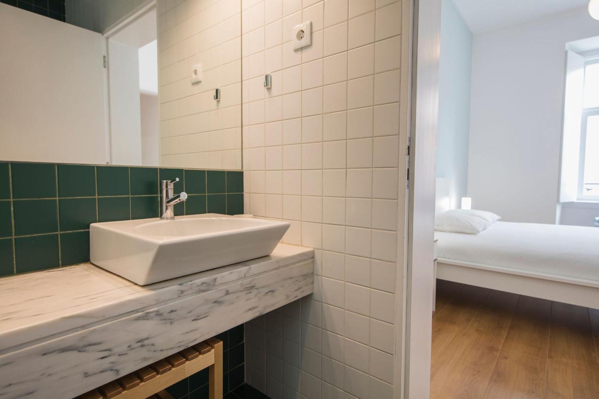 Apartment Sunny 3bdr In Graca By Lovelystay Lisbon