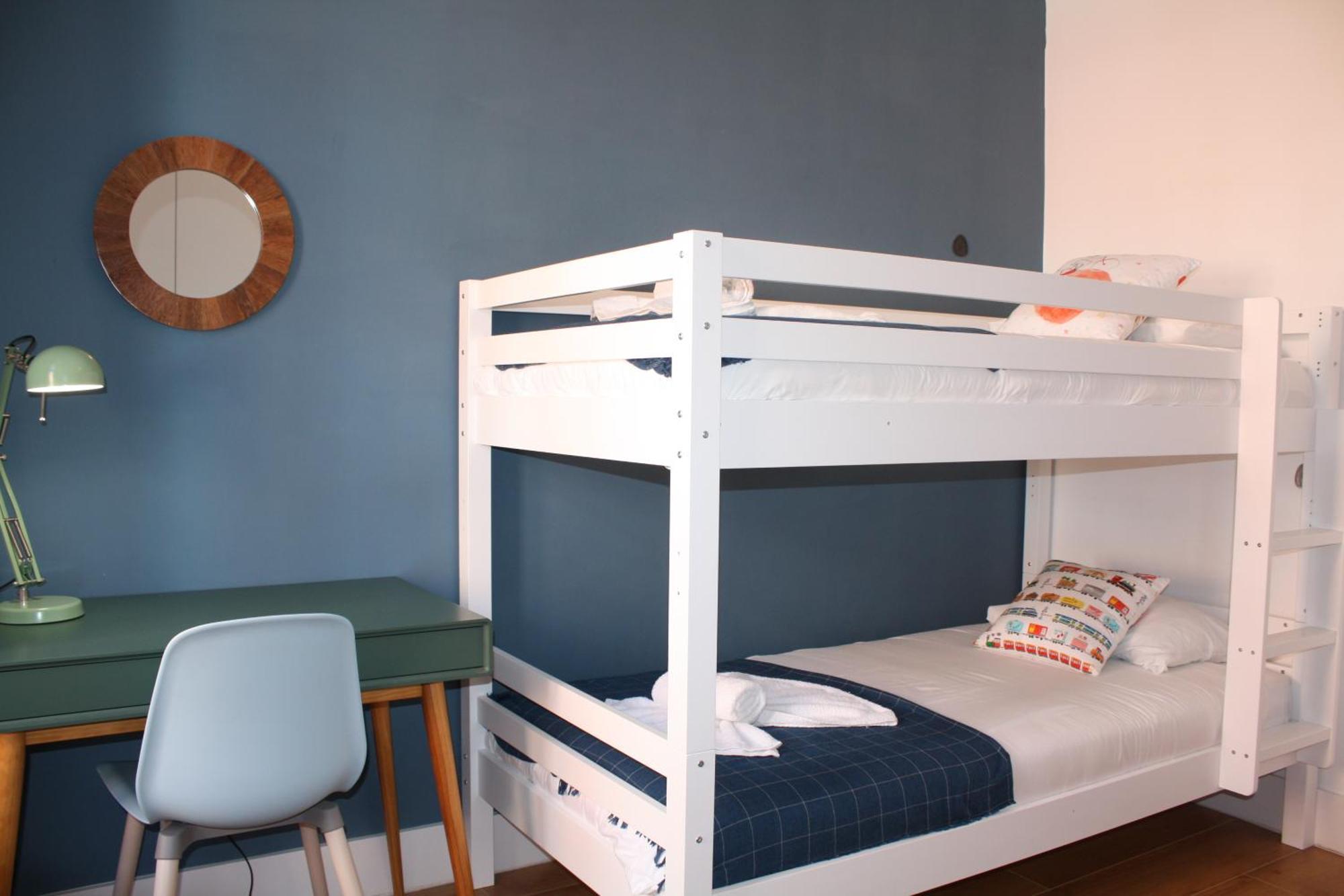 Apartment Sunny 3bdr In Graca By Lovelystay